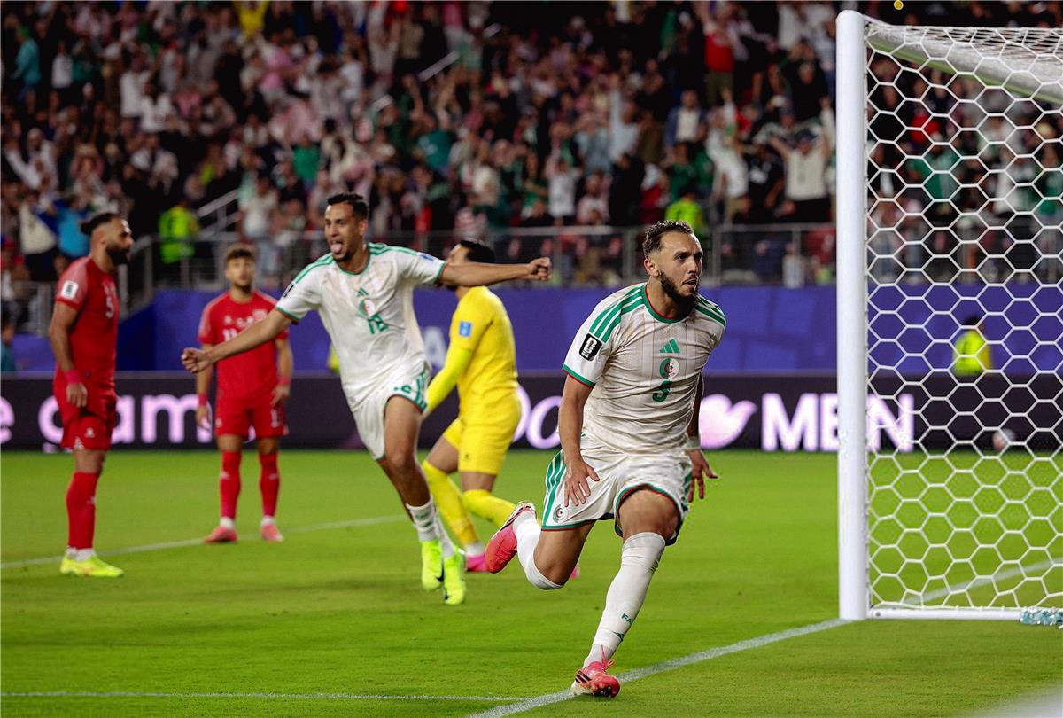 فيديو | الجزائر تحقق فوزًا دراميًا بثنائية وتطيح بـ الأردن من كأس العالم