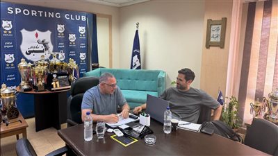 الشريعي يجتمع مع بركات لبحث إعداد فريق إنبي للموسم الجديد