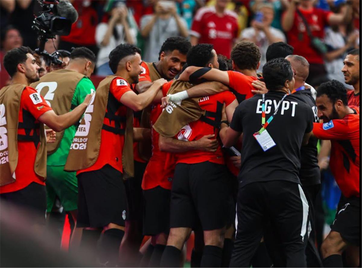بطائرة خاصة.. منتخب مصر يتوجه إلى سياتل استعدادًا لمواجهة إيران