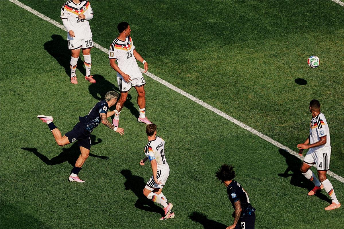 باراجواي تفجر أولى مفاجآت كأس العالم وتقصي ألمانيا بركلات ترجيح مثيرة
