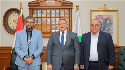 نقيب المهندسين ووكيل النقابة يبحثان آفاق التعاون المشترك مع مدير برامج المياه والبنية التحتية ببعثة الاتحاد الأوروبي