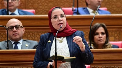تهدد الاستقرار الوظيفي للعاملين ..النائبة أمل عصفور تتقدم بطلب إحاطة بشأن التوسع في استخدام عقود العمل محددة المدة