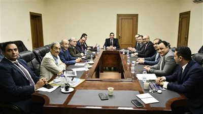 وزير الشباب والرياضة يؤكد دعم الاتحادات النوعية وتوسيع قاعدة الممارسة الرياضية
