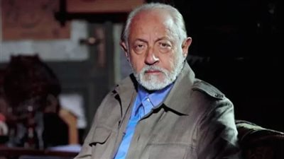 حسين فهمي وأحمد السقا.. نجوم الفن ينعون عبد العزيز مخيون بكلمات مؤثرة