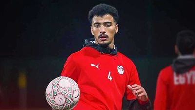 منتخب مصر يعرض التقارير الطبية لحسام عبد المجيد على لجان المونديال تمهيدا لعودته في دور الـ32