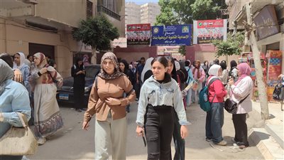 متوسط .. تباين آراء طلاب الشهادة الاعدادية حول امتحان الجبر والاحصاء بالشرقية