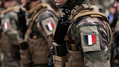 الجيش الفرنسي يعلن مقتل جندي في إطلاق نار عرضي في لبنان