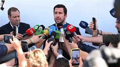 إنريكي ريكيلمي يهنئ فلورنتينو بيريز بعد خسارة انتخابات رئاسة ريال مدريد