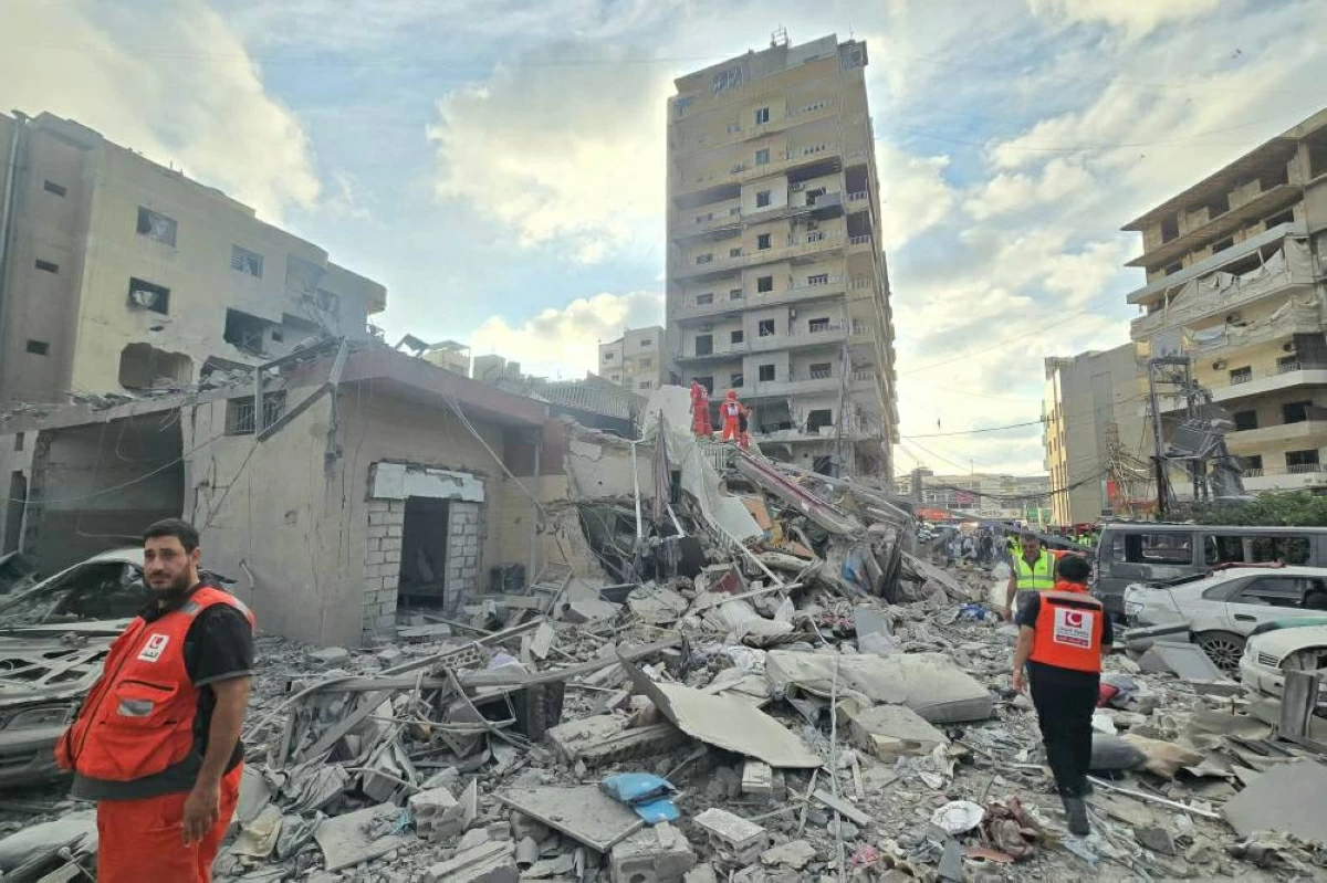 تضرر مستشفى في صور اللبنانية بضربة إسرائيلية