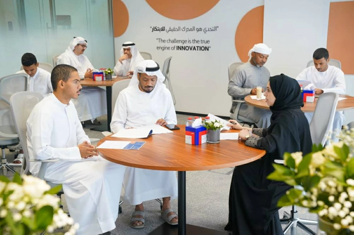 دبي تُطلق برنامج ابتعاث أكاديمي لتأهيل كوادر النقل الذكي