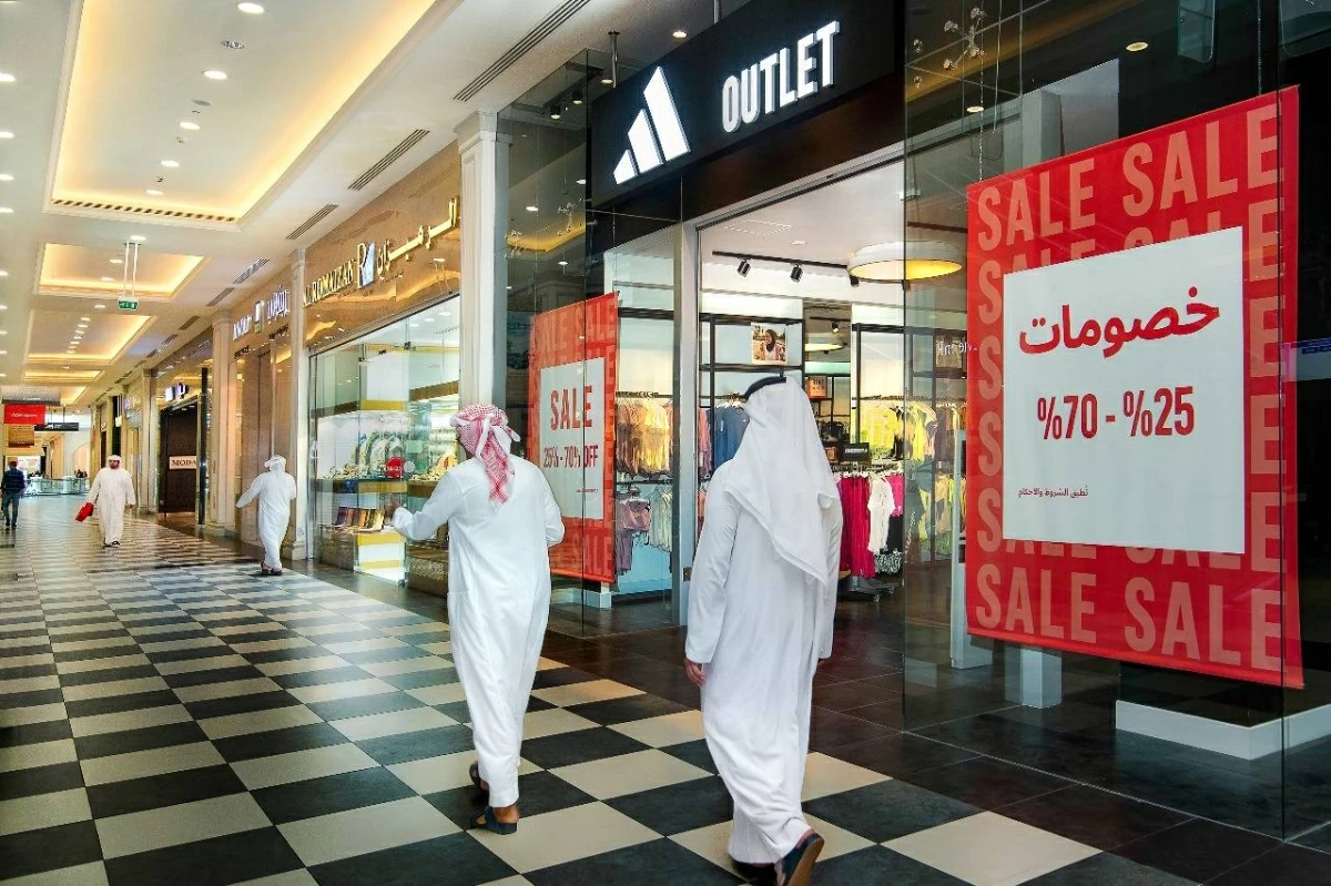الصيف يرفع مبيعات مراكز التسوق والمتاجر في أبوظبي 20 %