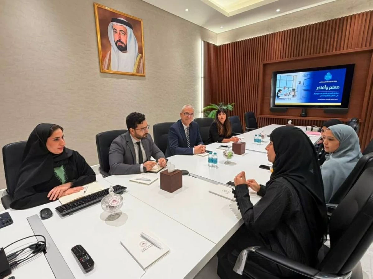 جامعة كلباء و«الشارقة للتعليم الخاص» تبحثان التعاون