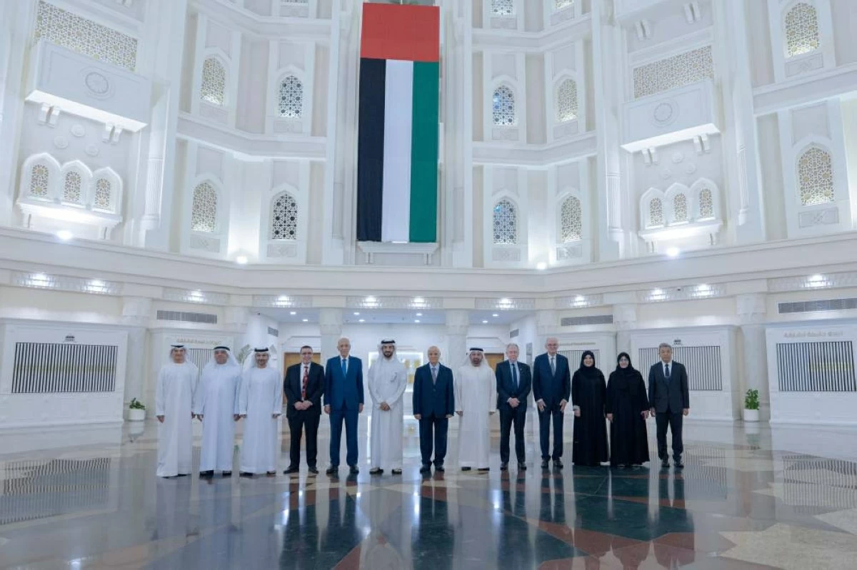 سلطان بن أحمد: جامعة الشارقة تتجه لريادة بحثية عالمية جديدة