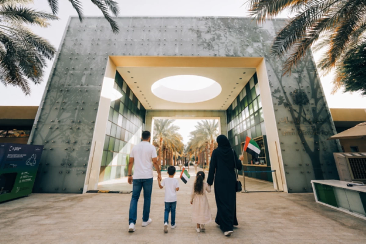 410 آلاف زائر لحديقة أم الإمارات بأبوظبي في موسم 2025 2026