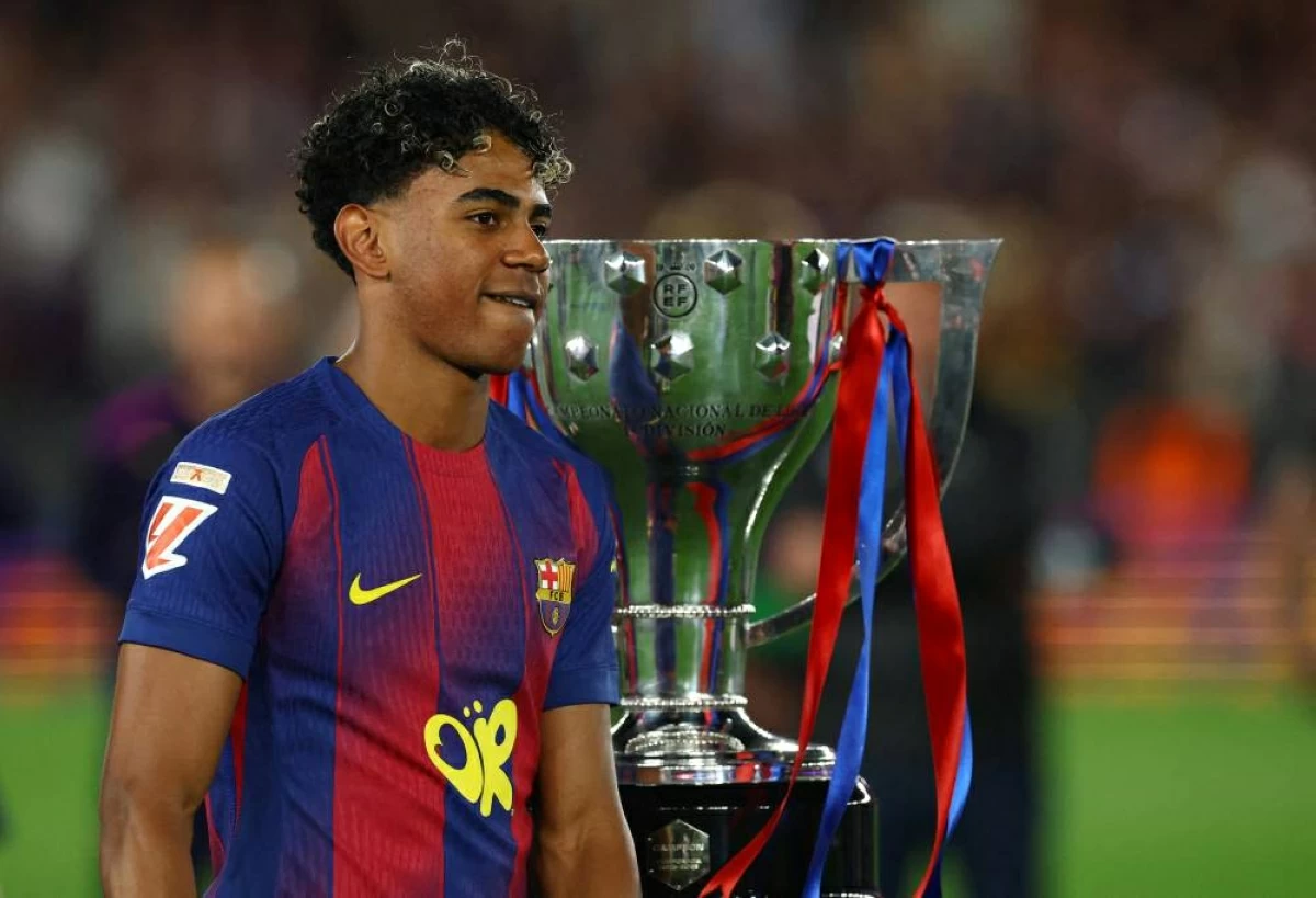اختيار لامين يامال لاعب الموسم في إسبانيا