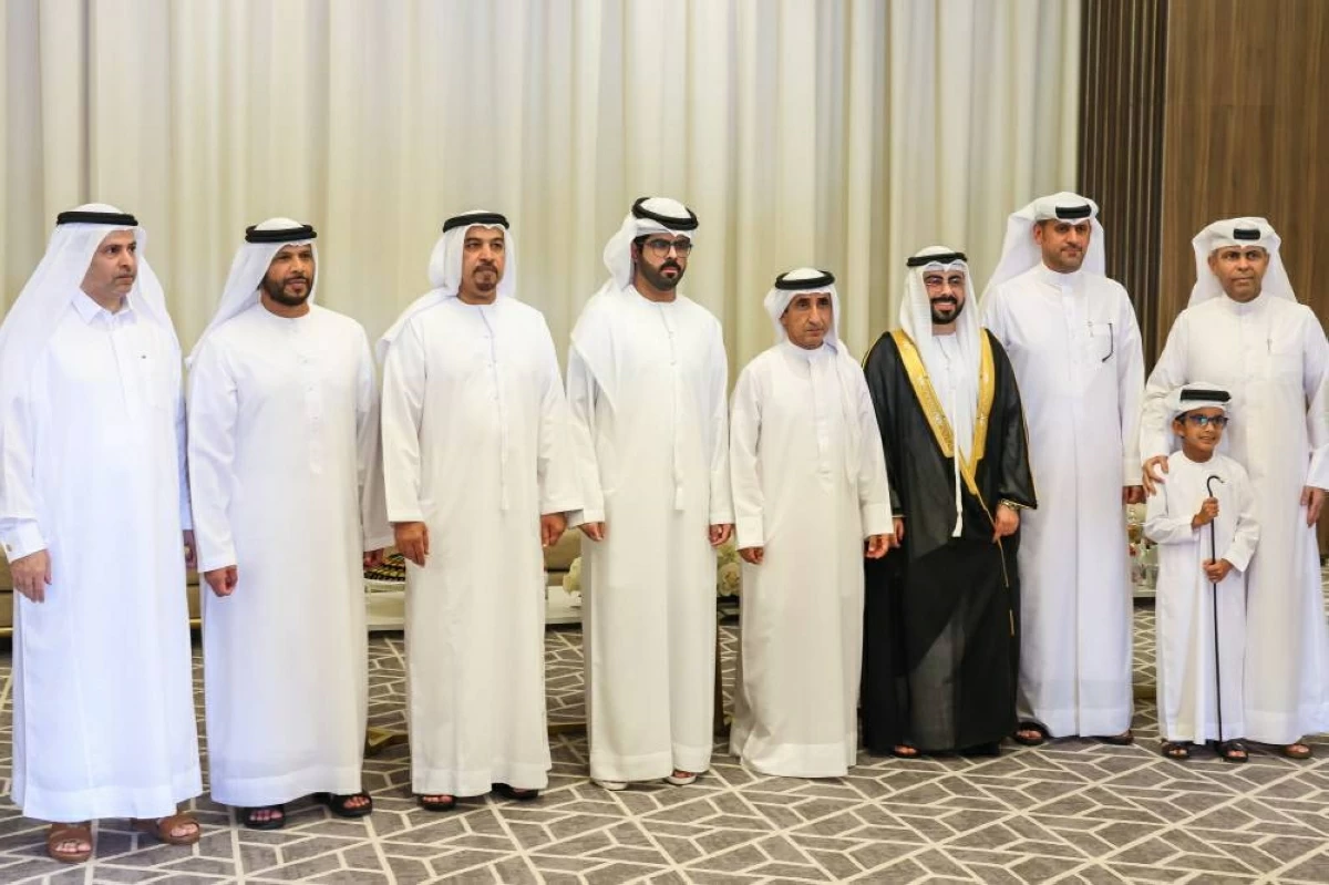 سعيد بن مكتوم والشيوخ والوزراء يحضرون أفراح الفلاسي والبحر