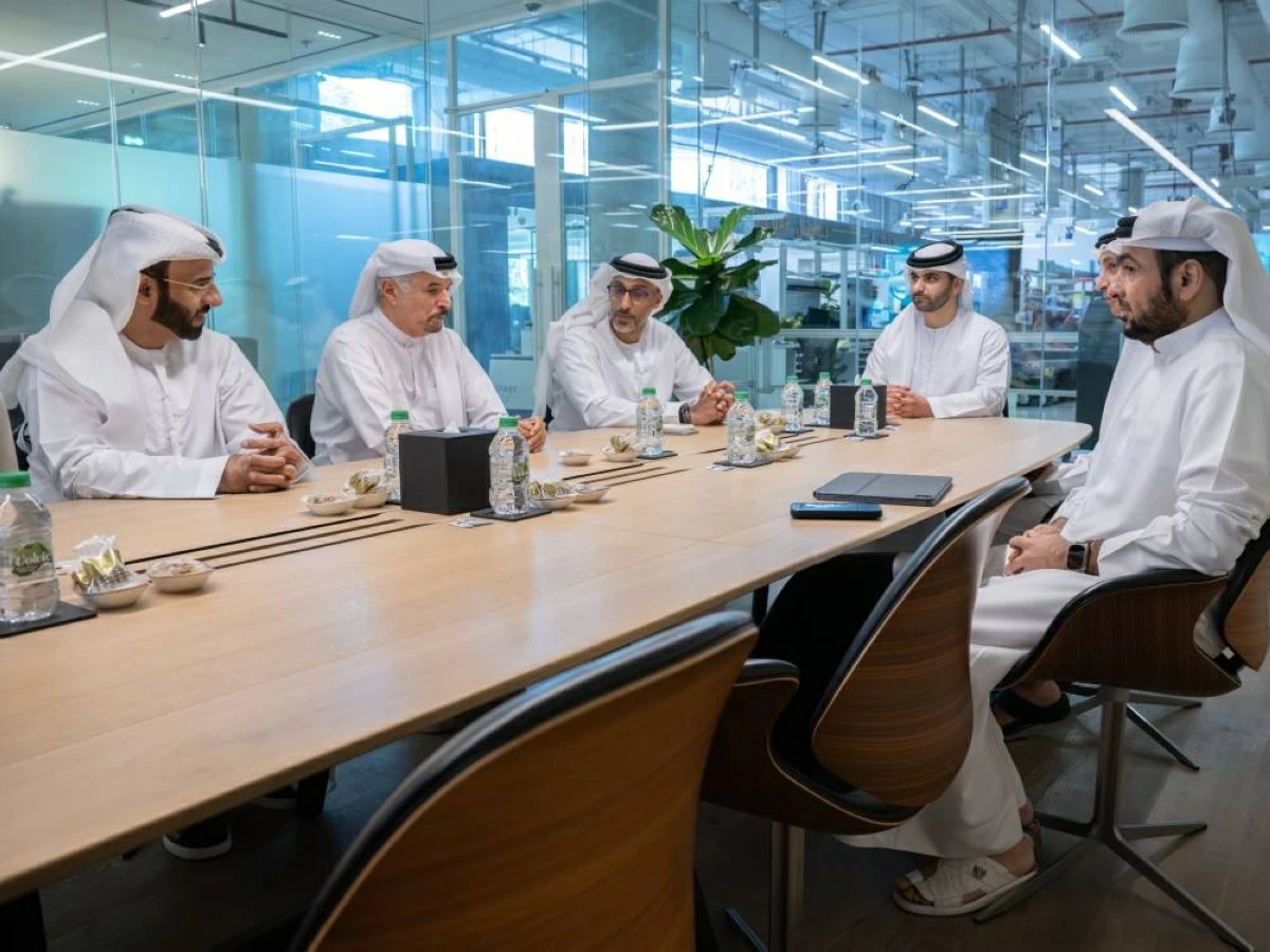 منصور بن محمد: دبي تسهم في صناعة مستقبل الرياضة العالمية