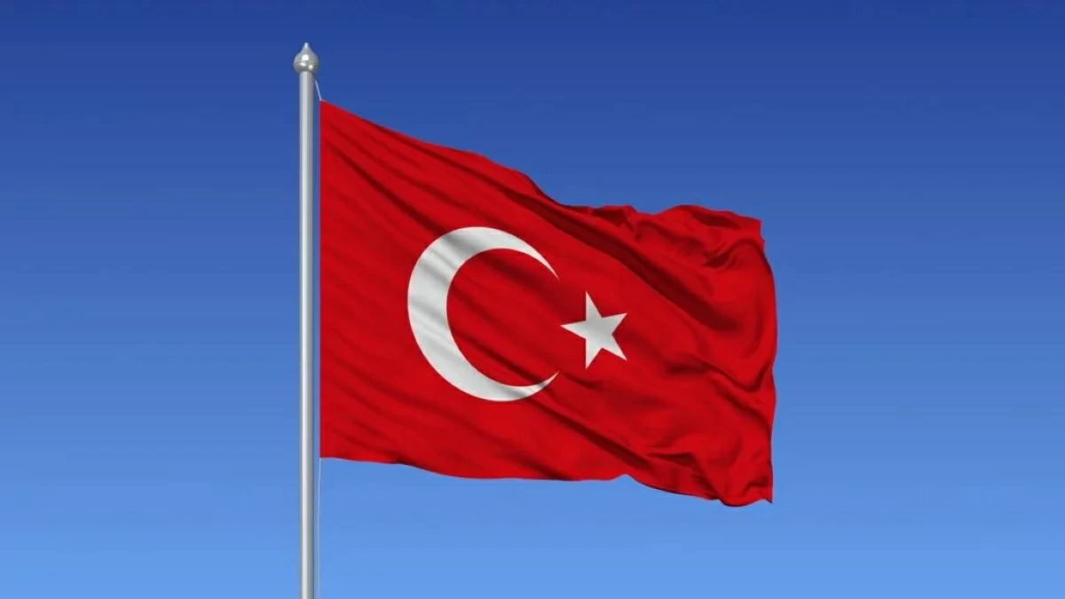 تركيا تحث إيران وأمريكا على وقف الهجمات واستئناف المفاوضات