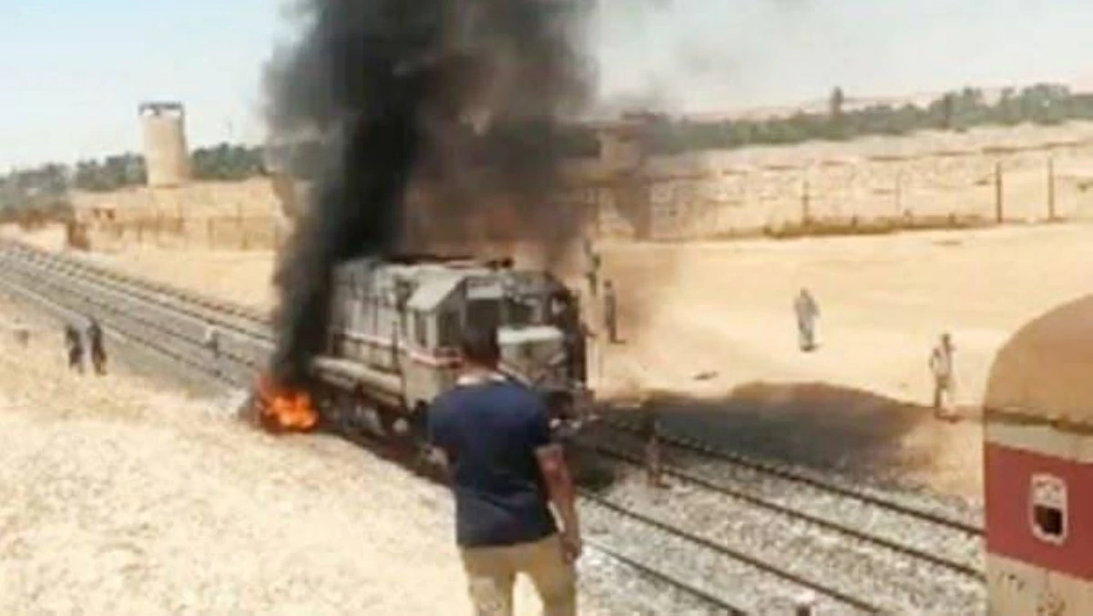 مصر.. ارتفاع عدد ضحايا تصادم قطار السويس بسيارة إلى 8 قتلى