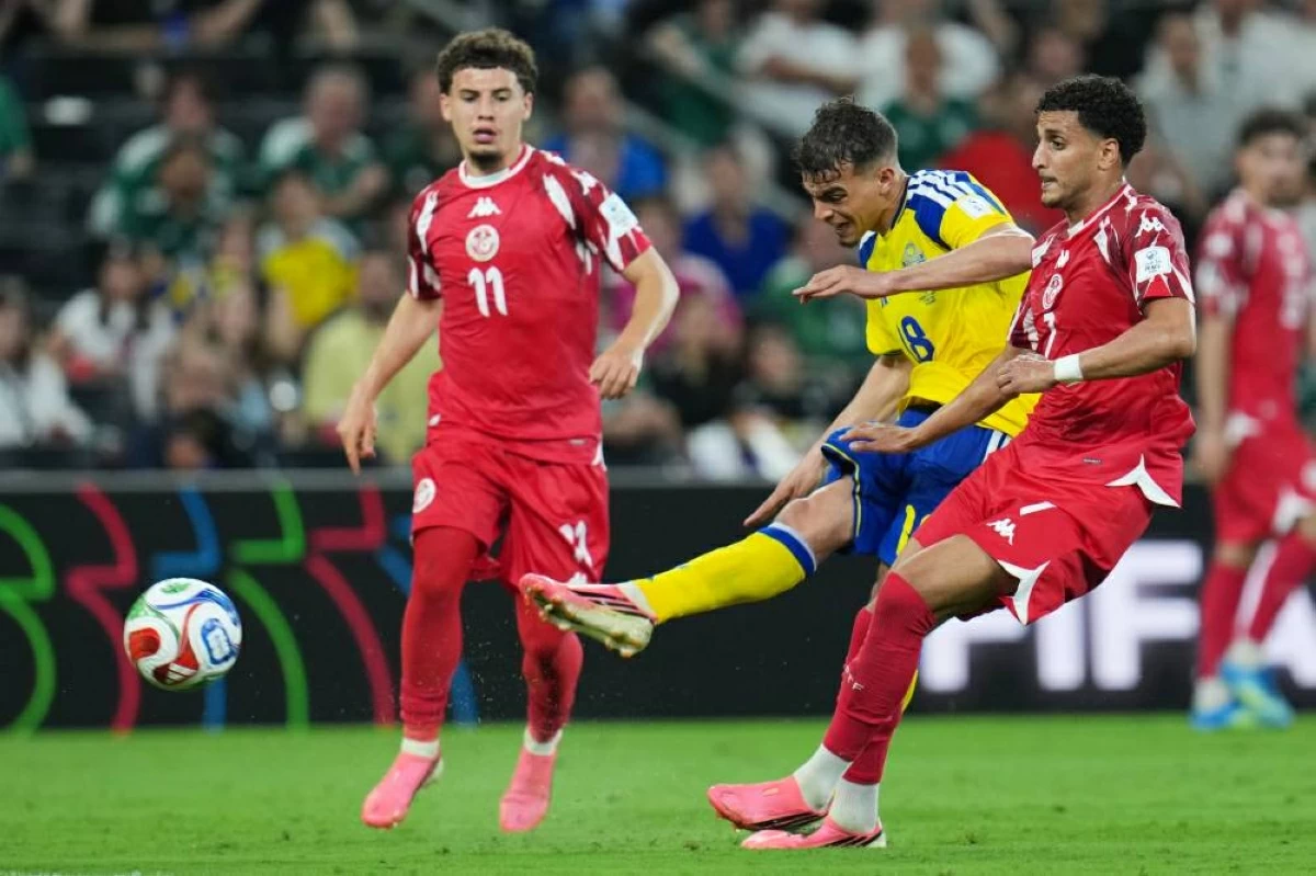 تونس تتلقى هزيمة قاسية 5 1 من السويد في بداية مشوارها في كأس العالم