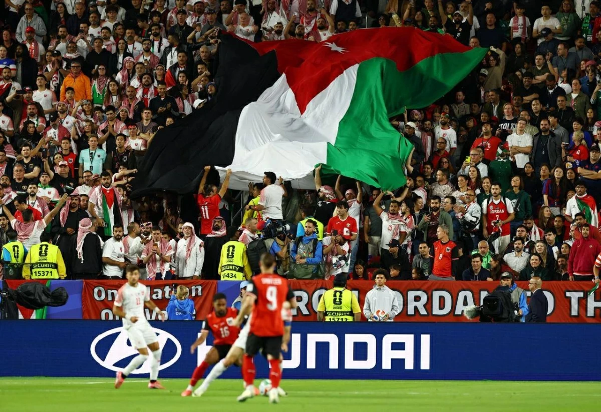 العرب ينهون الجولة الأولى من المونديال بدون فوز