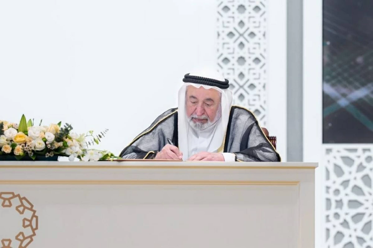 حاكم الشارقة يوجه بتوسعة مستشفى الجامعة بـ300 مليون درهم