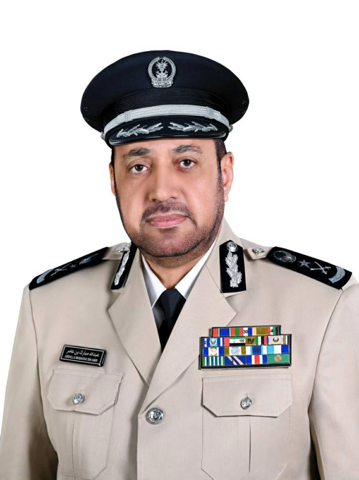 سلطان يصدر مرسوماً بترقية قائد عام شرطة الشارقة عبد الله بن عامر إلى رتبة فريق