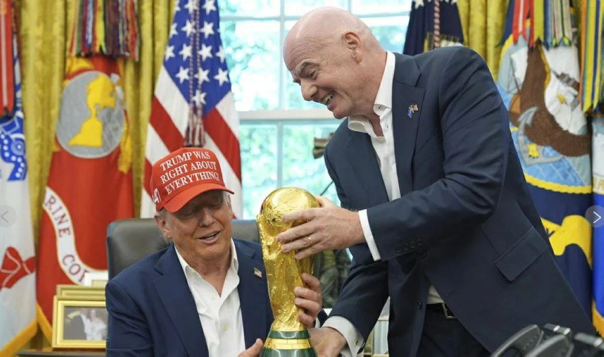 إنفانتينو: ترامب سيسلم الكأس لبطل المونديال
