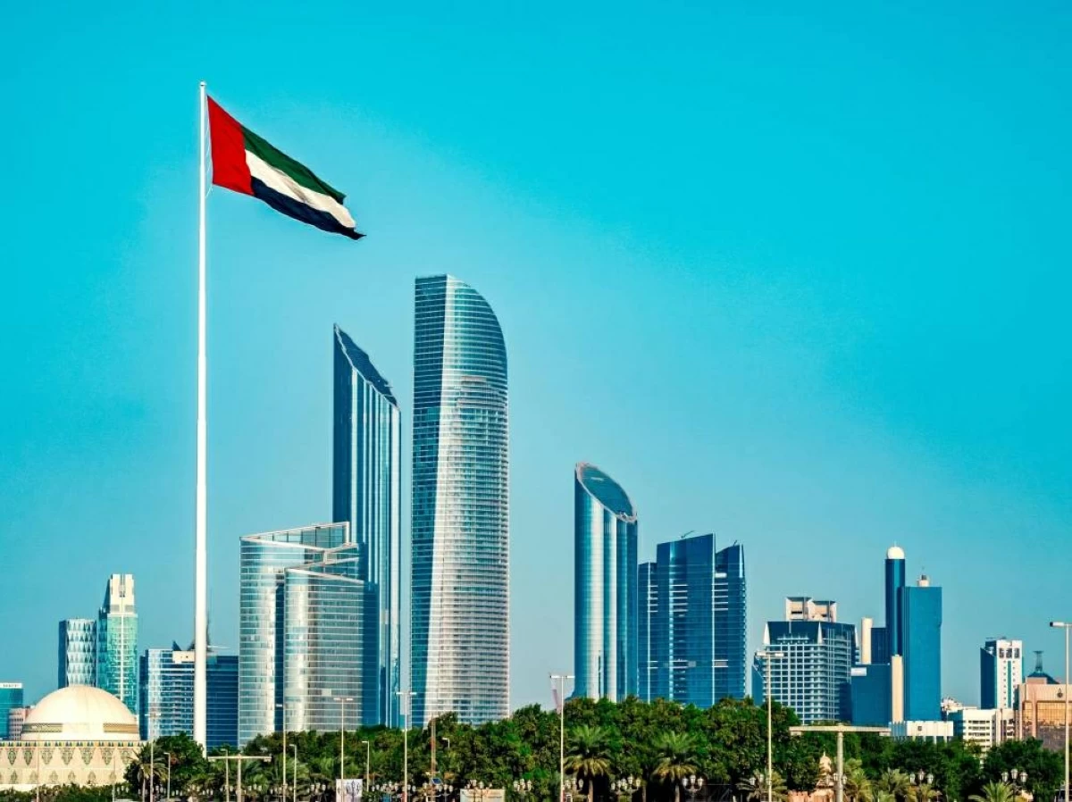 «إتش إس بي سي»: مستثمرو الإمارات يتصدرون عالمياً بالذكاء الاصطناعي