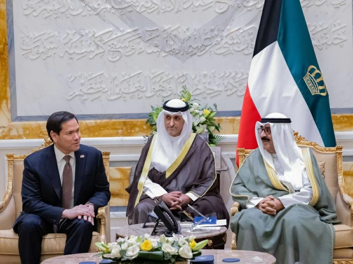 أمير الكويت وروبيو يبحثان المستجدات في المنطقة
