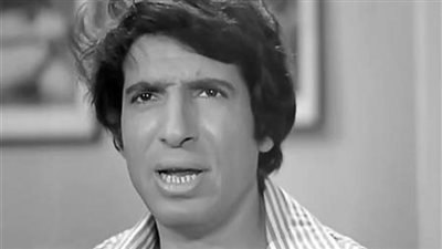 تزامنًا مع ذكرى ميلاده.. محمد عوض وزوجته قصة وفاء ورحيل بعد الأربعين
