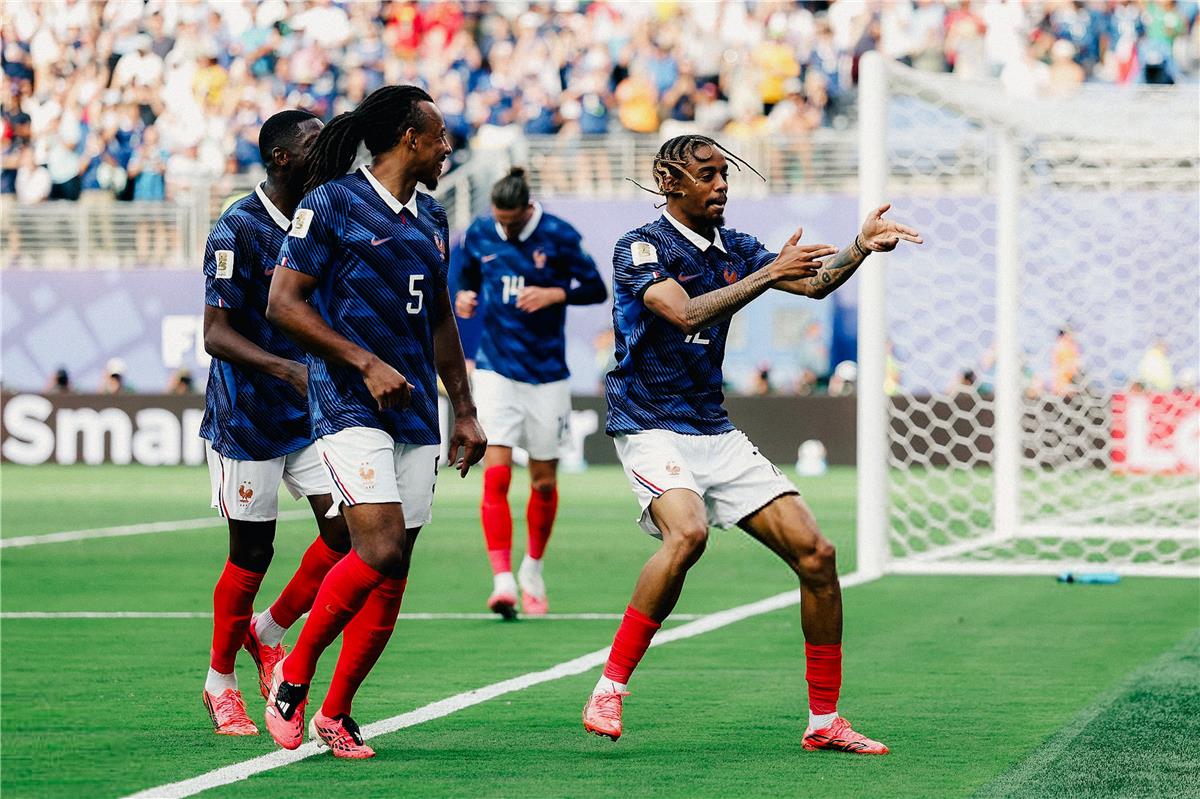 موعد مباراة فرنسا وباراجواي في دور الـ16 من كأس العالم