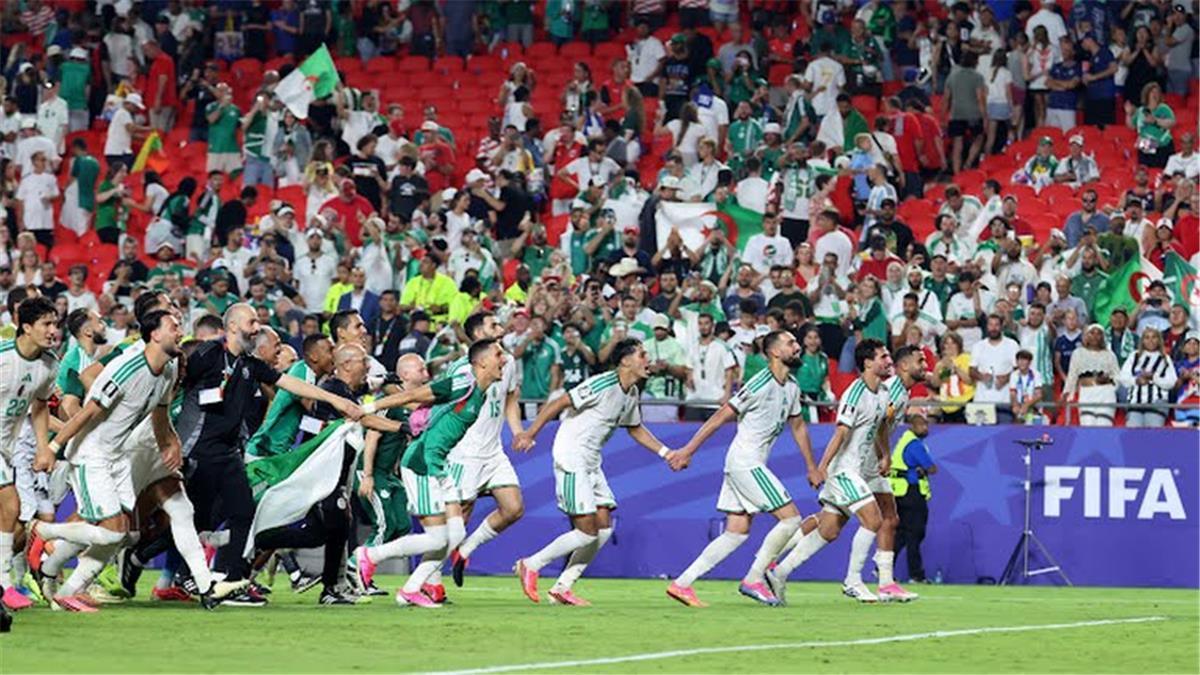 معلقين مباراة الجزائر وسويسرا اليوم في كأس العالم