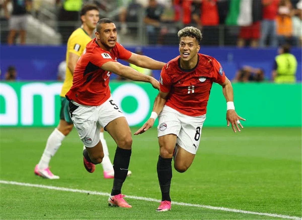 إمام عاشور يتحدث عن أمنية حياته بعد إنجاز كأس العالم.. هل يحققها أبو تريكة؟