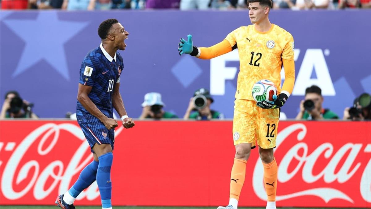 فيديو | مبابي يستفز حارس باراجواي بعد تأهل فرنسا لربع نهائي كأس العالم