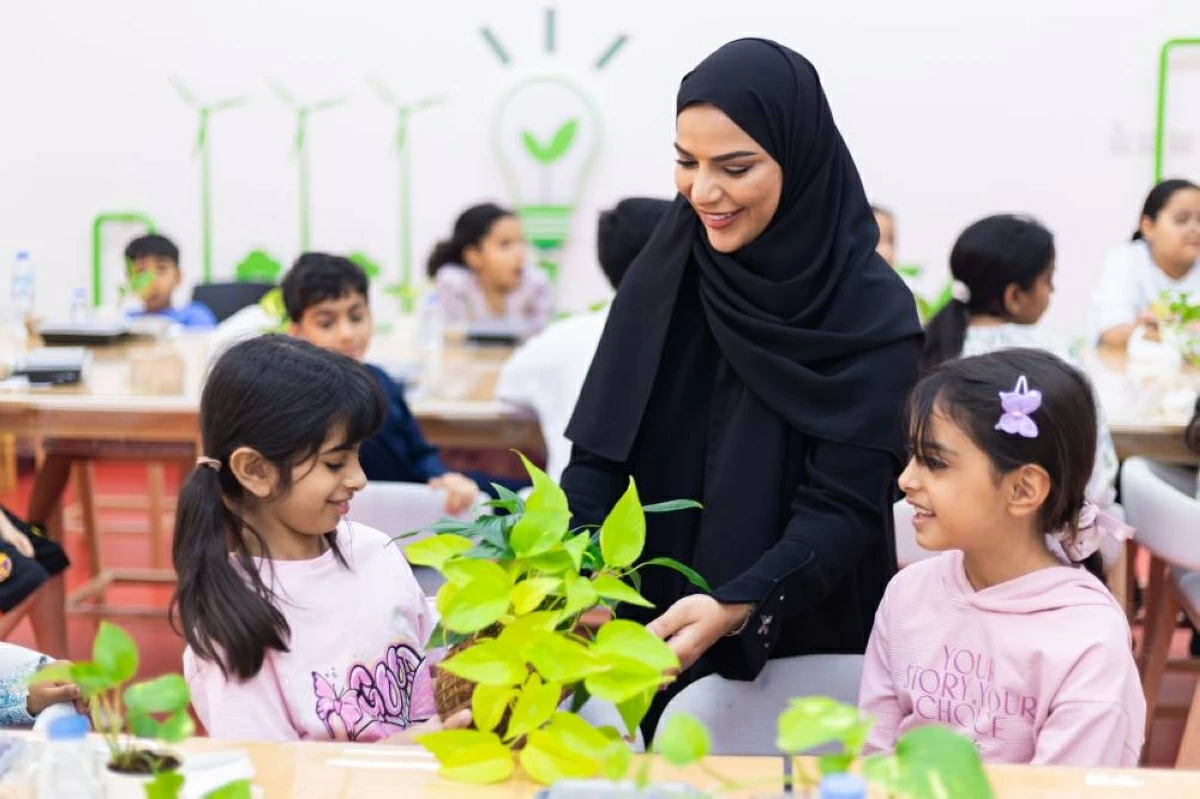 «أطفال الشارقة».. «لقاء أولياء الأمور» يرسخ التواصل مع الأسر