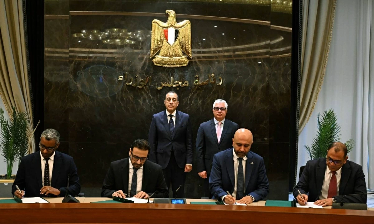 «دي بي ورلد» تطلق أول مركز لوجستي متكامل للتوزيع في مصر