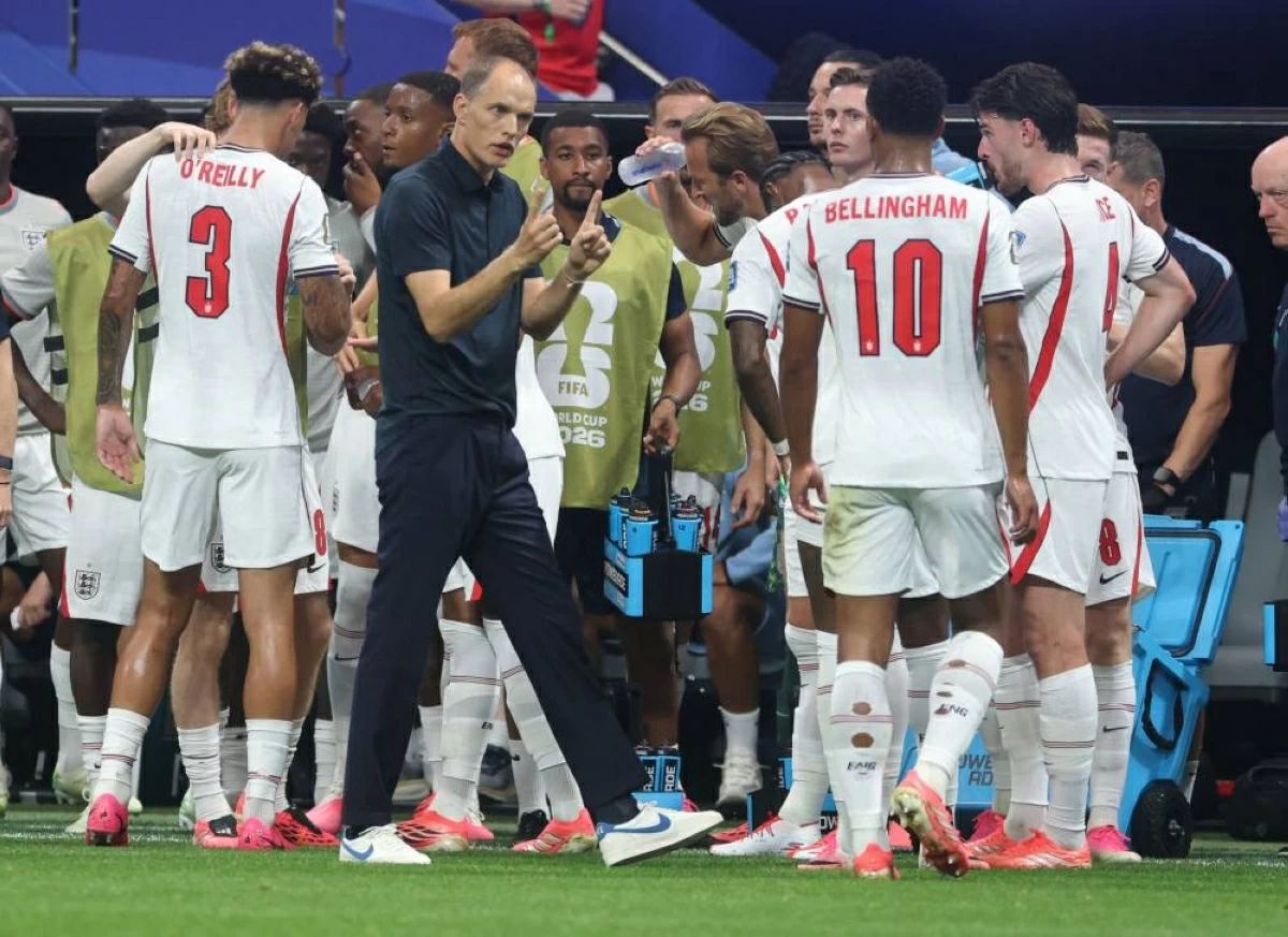 مدرب إنجلترا ينام مبكراً ويطالب الآباء بالسماح لأطفالهم بالسهر
