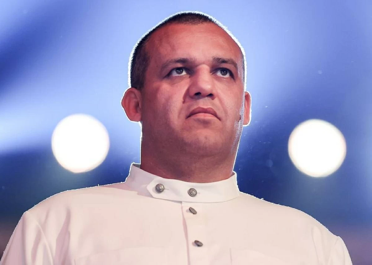 رئيس الاتحاد الدولي للملاكمة يشيد بقرار تخصيص صندوق للرياضيين