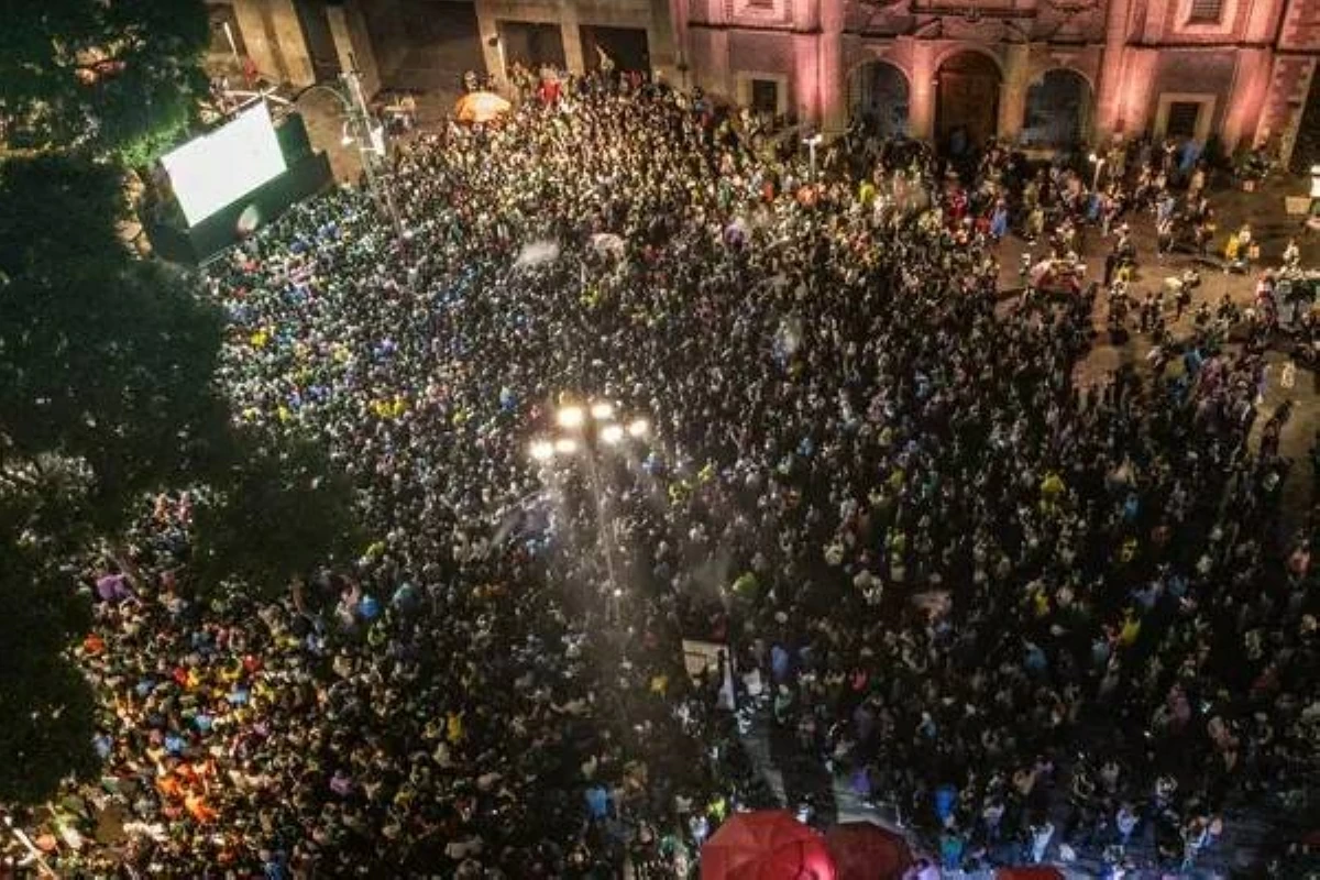 جماهير المكسيك يتسببون باهتزازات أرضية بعد فوز منتخبهم