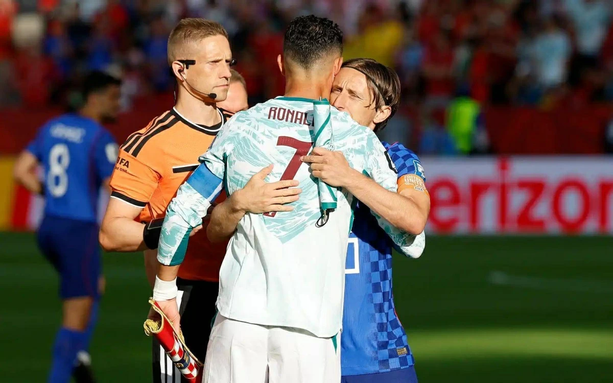 بعد ملحمة البرتغال وكرواتيا.. حديث الوداع بين كريستيانو ومودريتش