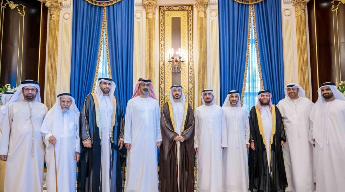 عمار بن حميد يحضر أفراح الشويهي والسويدي