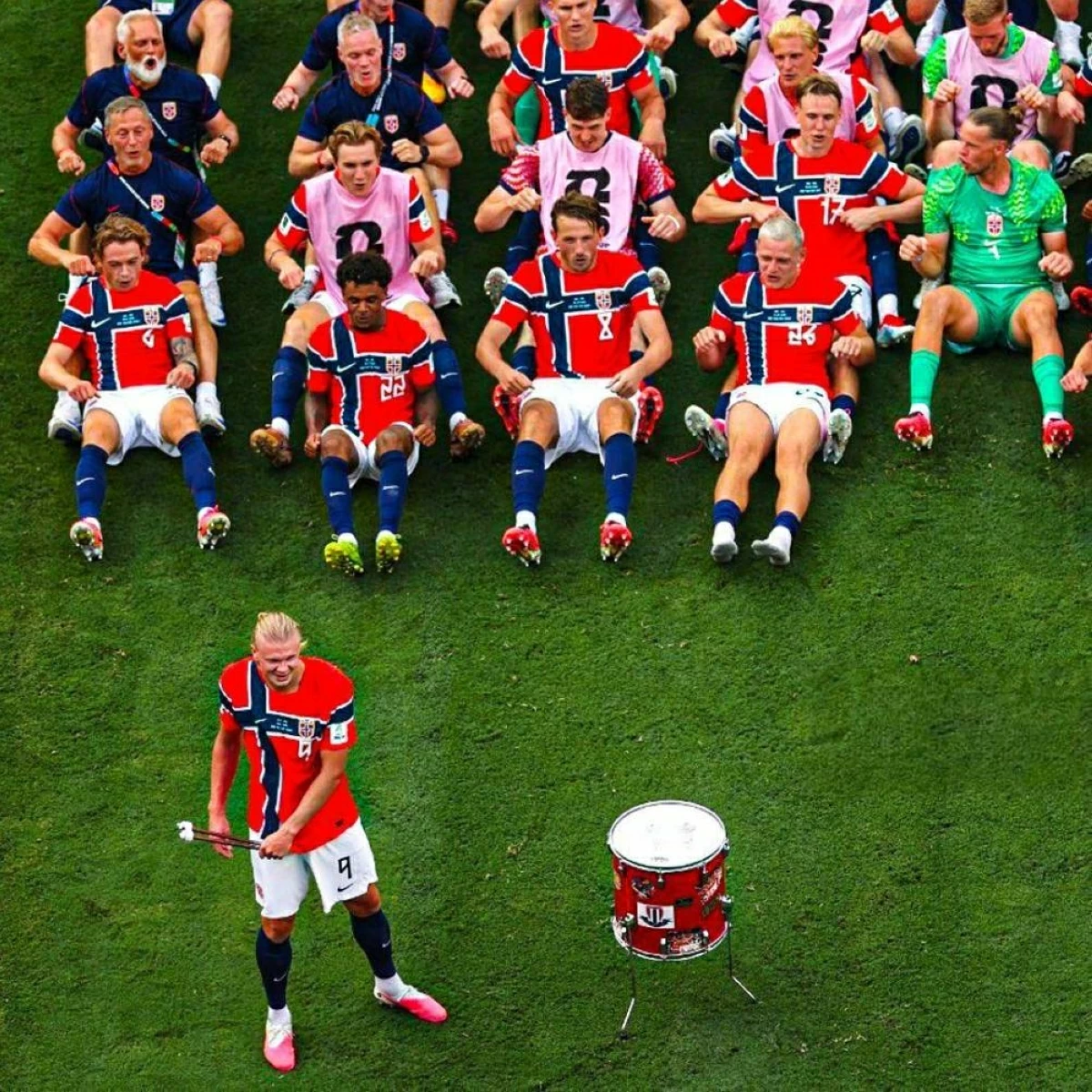 بقيادة “الفايكنج” هالاند .. بحارة النرويج يستكشفون كأس العالم
