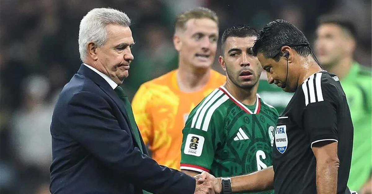 خافيير أجيري يعلن رحيله عن منتخب المكسيك ويكشف عن خليفته بعد الخروج من كأس العالم