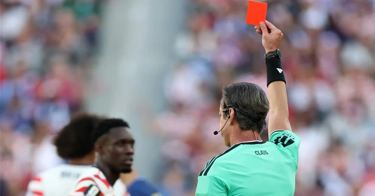 الاتحاد البلجيكي يطعن في مشاركة فولارين بالوجون بمباراة أمريكا وبلجيكا بعد قرار فيفا