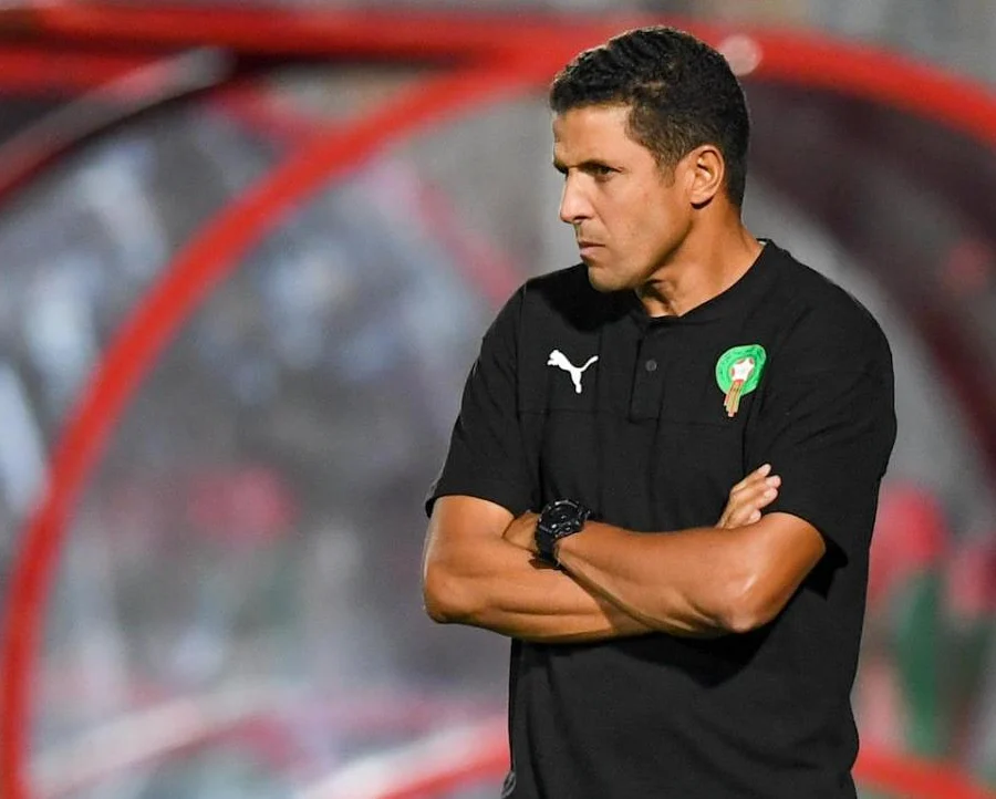 الحسين عموتة يفرض برنامجا بدنيا مكثفا على لاعبي الأهلي منذ أول أيامه