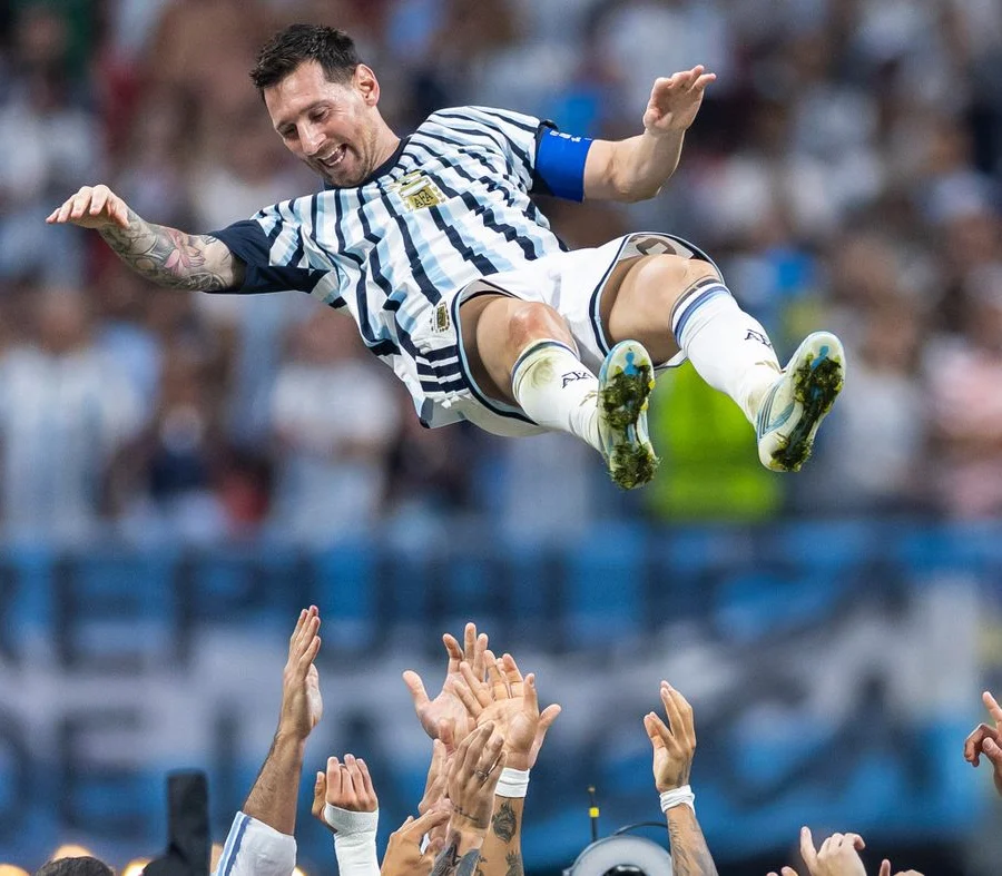 باجيو يختار ميسي كأفضل لاعب في التاريخ ويخالفه ماتيرازي