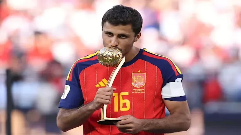 رودري يتوج بأفضل لاعب في مونديال ٢٠٢٦ ومبابي يحصد الحذاء الذهبي