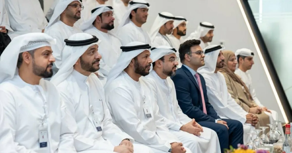 بلدية دبي تحتفي بتخريج دفعة من برنامج قيادات المستقبل