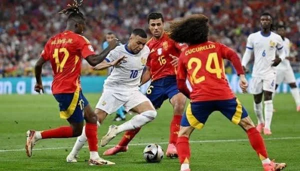 مبابي ويامال يتصدران مواجهة فرنسا وإسبانيا الليلة في نصف نهائي المونديال